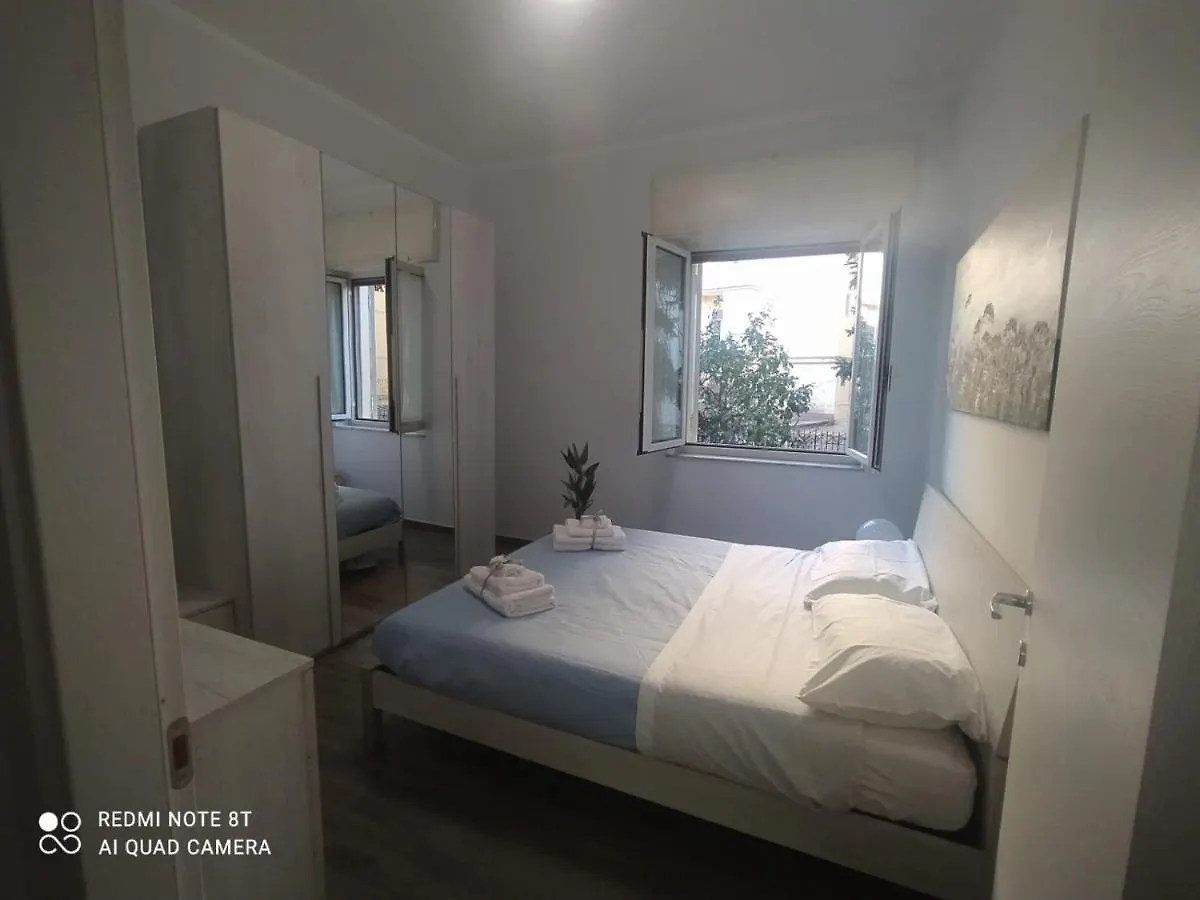Ridi Home Zona Ospedaliera Naples